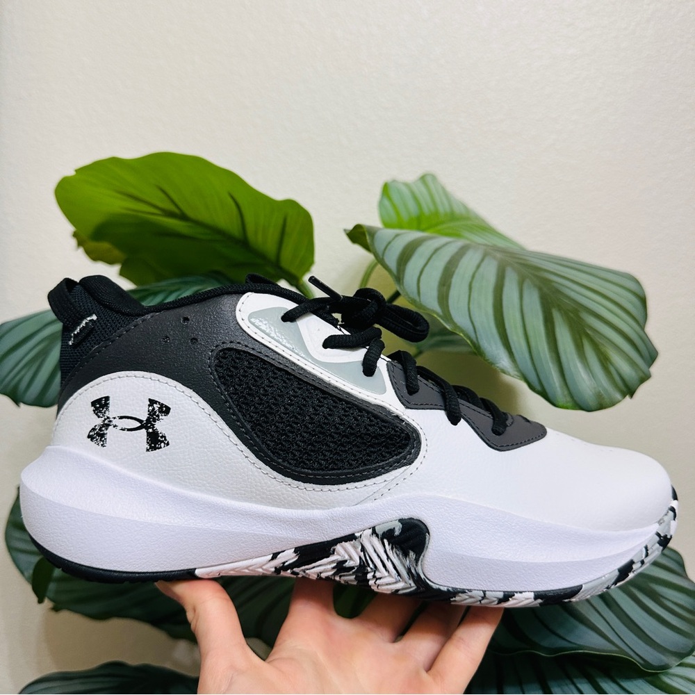 🎱NEW🏀 UA Lockdown 6 Basketball Shoes